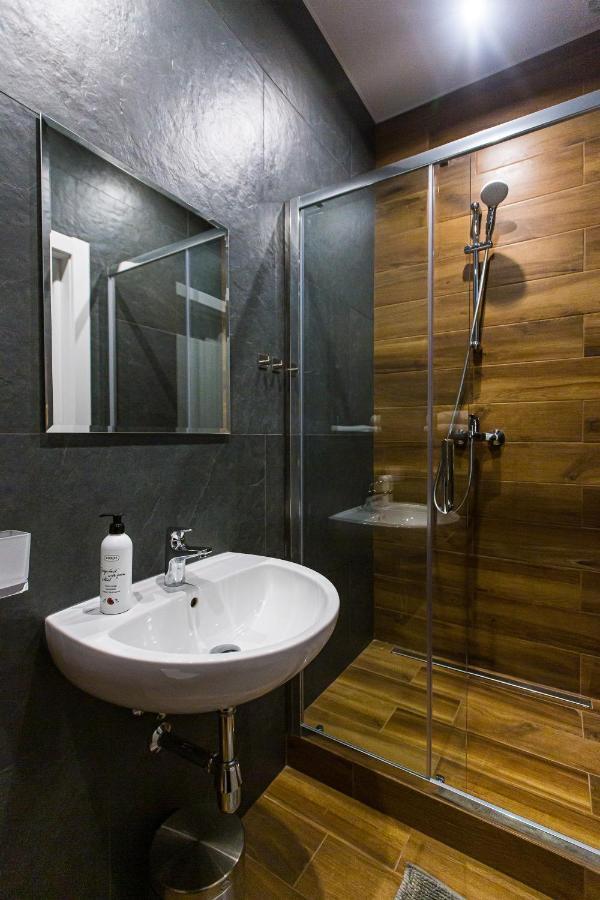 3 Vodna Apartment Λβιβ Εξωτερικό φωτογραφία